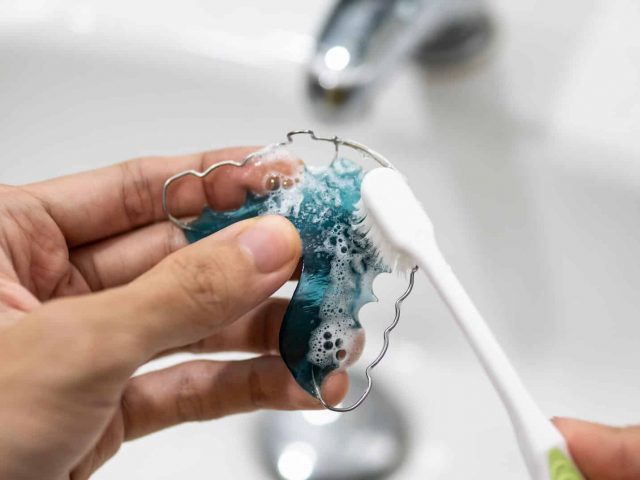 Keeping your orthodontic retainer clean